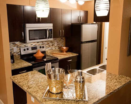 5 Star Resort Vacation Ownership - Holiday Inn Desert Club in Las Vegas